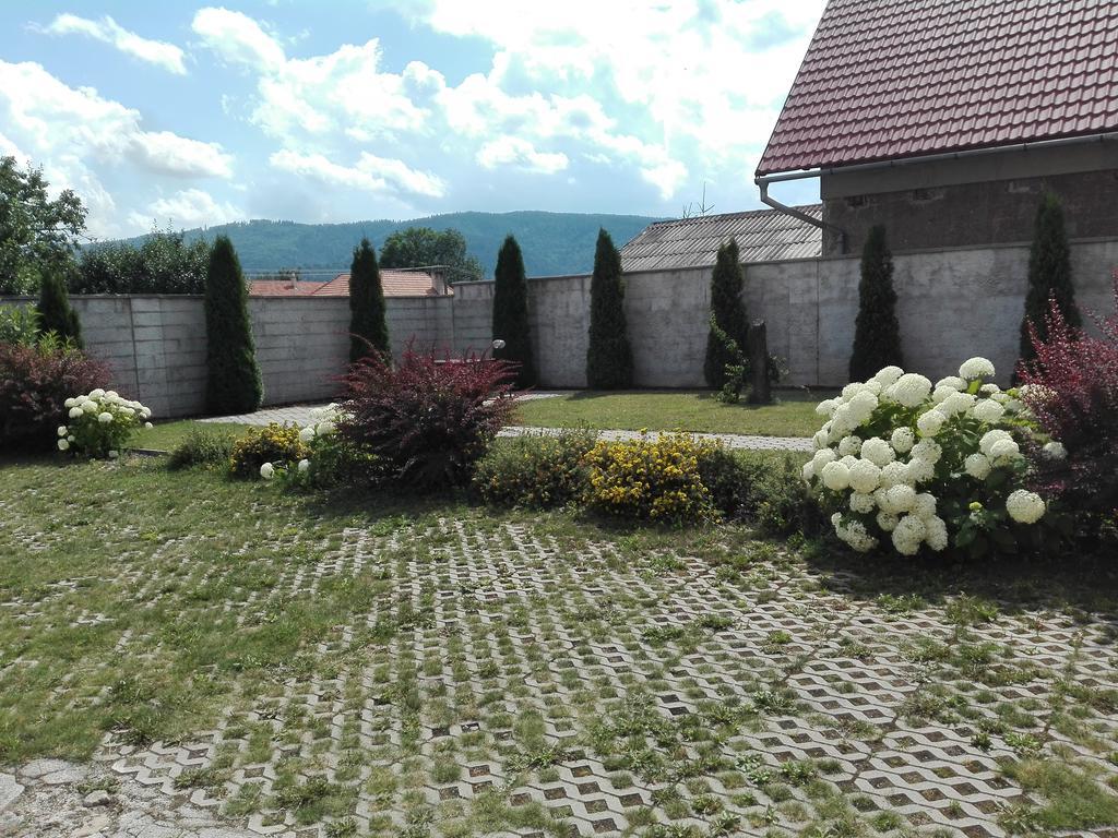 Village House Fonzy Грабушице Экстерьер фото